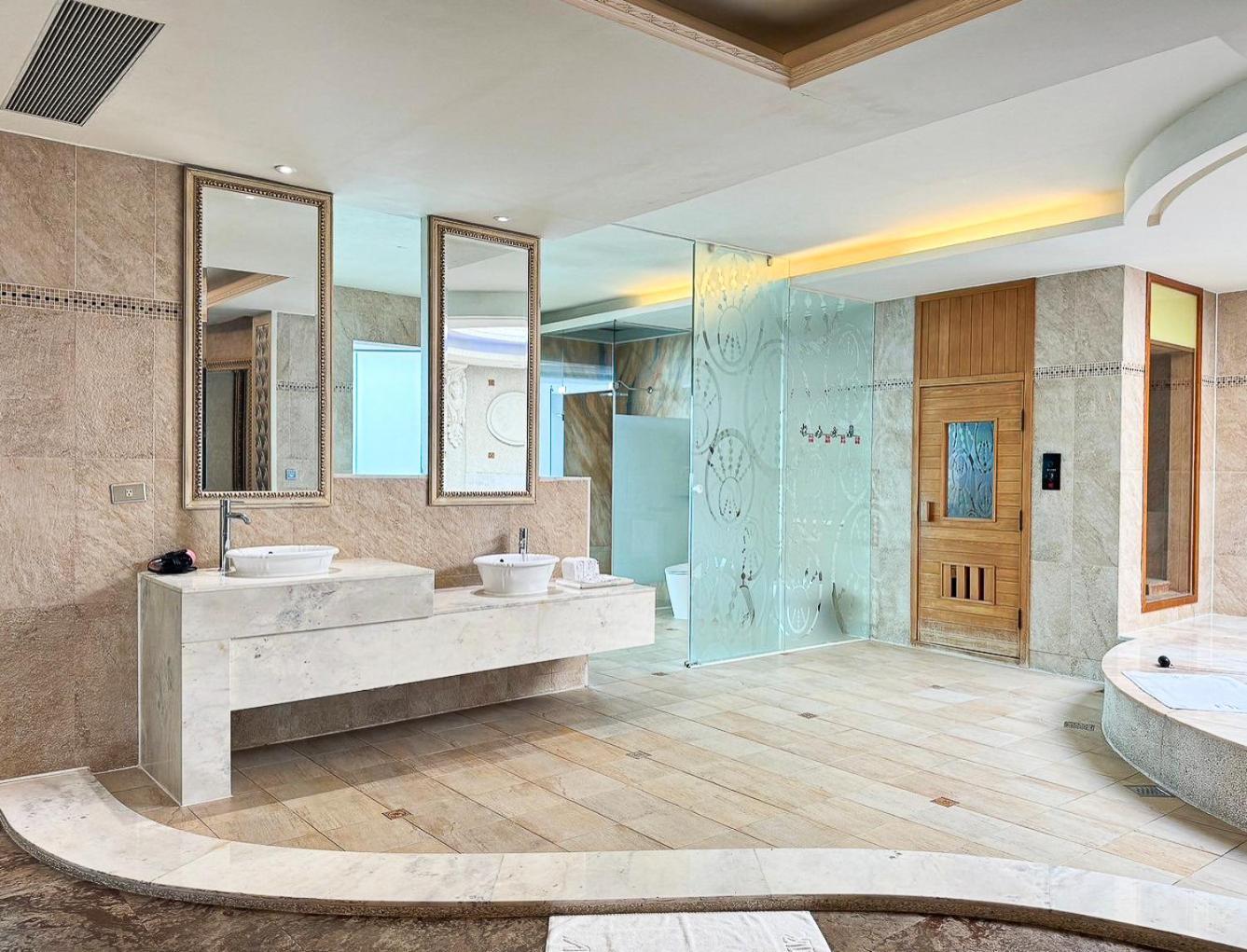 All-Ur Boutique Motel -Chia Yi Branch Chiayi Exterior foto